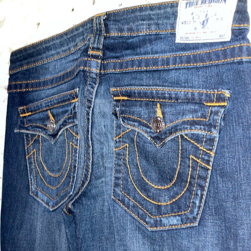 True Religion🧲 Skinny, Distressed, Mid-Rise Dark Wash 29x31.5 - Picture 12 of 15